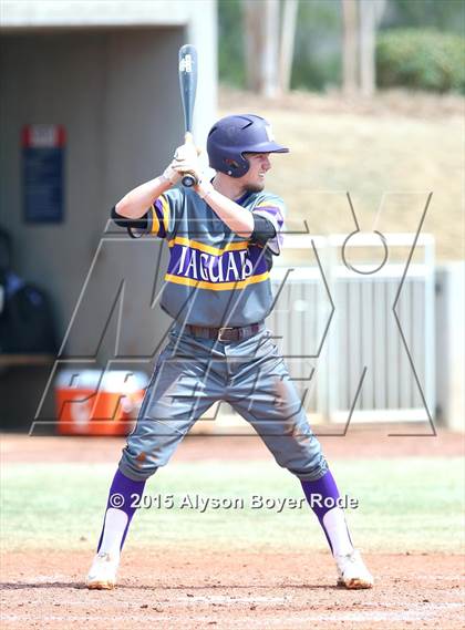 Thumbnail 3 in DeSoto Central vs. Trinity Prep (National High School Invitational) photogallery.