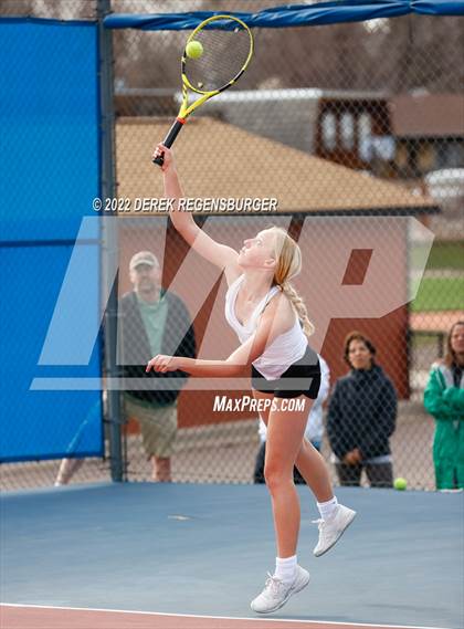 Thumbnail 3 in Cherry Creek Invitational photogallery.