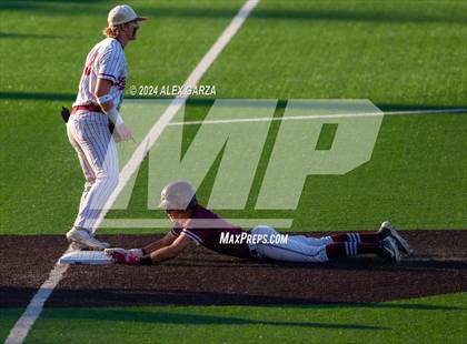 Thumbnail 3 in Calallen vs Liberty-Eylau (UIL 4A baseball Final) photogallery.