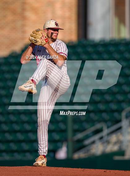 Thumbnail 2 in Calallen vs Liberty-Eylau (UIL 4A baseball Final) photogallery.
