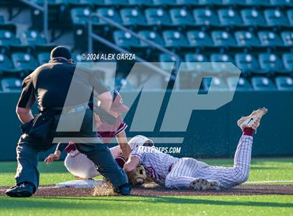 Thumbnail 2 in Calallen vs Liberty-Eylau (UIL 4A baseball Final) photogallery.