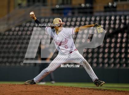 Thumbnail 2 in Calallen vs Liberty-Eylau (UIL 4A baseball Final) photogallery.