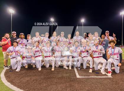 Thumbnail 3 in Calallen vs Liberty-Eylau (UIL 4A baseball Final) photogallery.