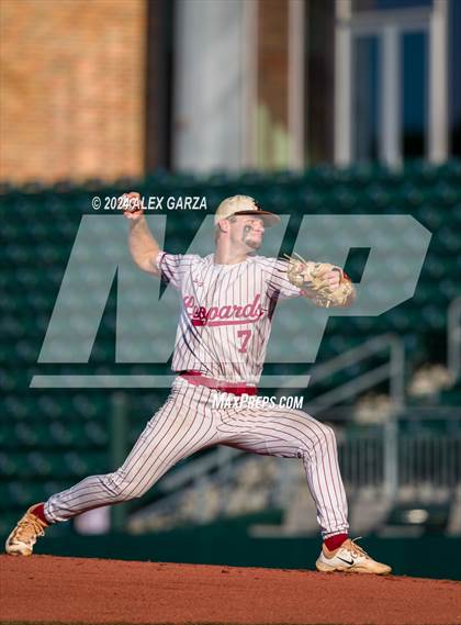Thumbnail 1 in Calallen vs Liberty-Eylau (UIL 4A baseball Final) photogallery.