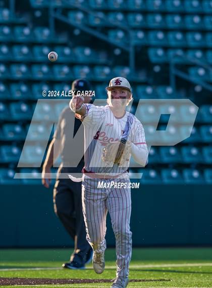 Thumbnail 2 in Calallen vs Liberty-Eylau (UIL 4A baseball Final) photogallery.