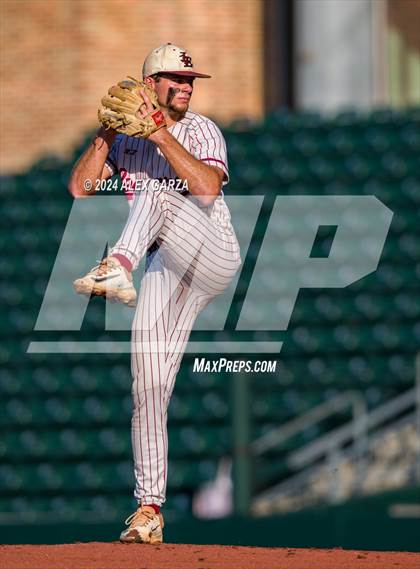 Thumbnail 2 in Calallen vs Liberty-Eylau (UIL 4A baseball Final) photogallery.