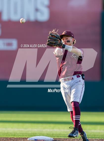 Thumbnail 1 in Calallen vs Liberty-Eylau (UIL 4A baseball Final) photogallery.