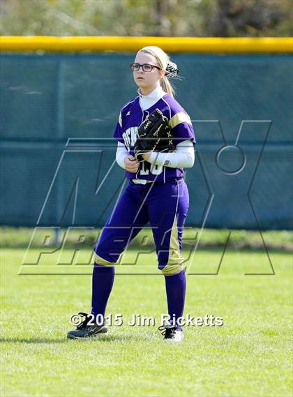 Thumbnail 2 in Bell [L. D.] vs Denton (Sade Lowery Tournament) photogallery.