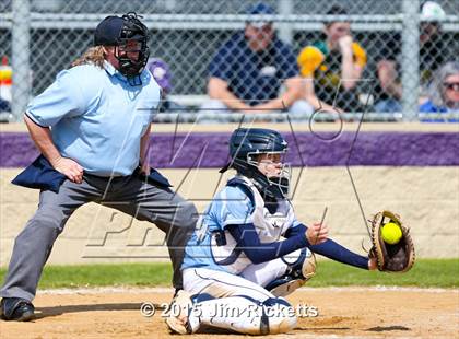 Thumbnail 1 in Bell [L. D.] vs Denton (Sade Lowery Tournament) photogallery.