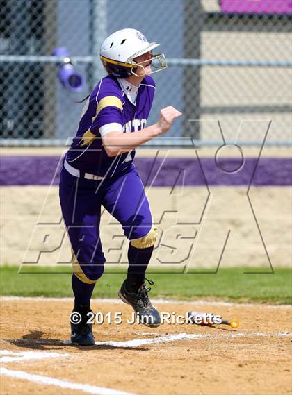 Thumbnail 2 in Bell [L. D.] vs Denton (Sade Lowery Tournament) photogallery.