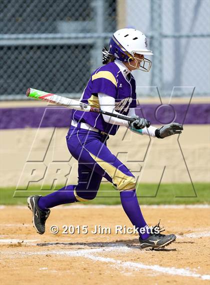 Thumbnail 3 in Bell [L. D.] vs Denton (Sade Lowery Tournament) photogallery.