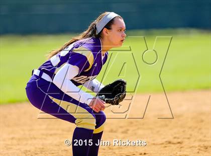 Thumbnail 1 in Bell [L. D.] vs Denton (Sade Lowery Tournament) photogallery.