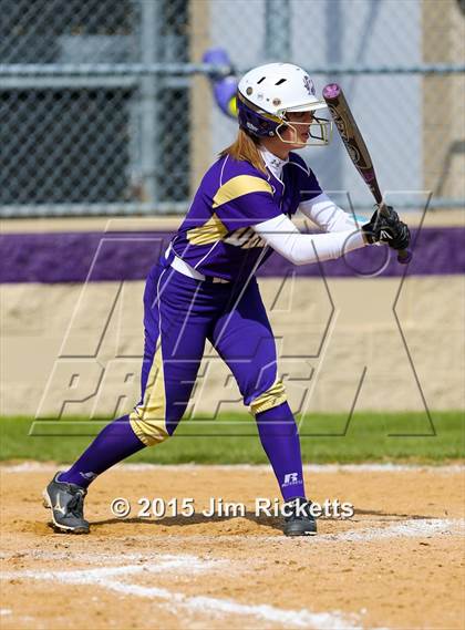 Thumbnail 3 in Bell [L. D.] vs Denton (Sade Lowery Tournament) photogallery.