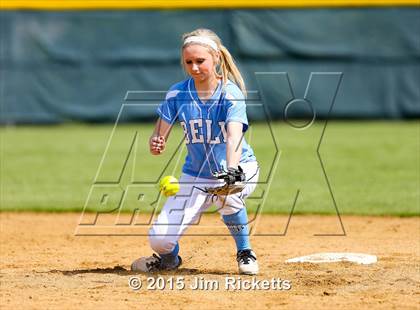 Thumbnail 3 in Bell [L. D.] vs Denton (Sade Lowery Tournament) photogallery.
