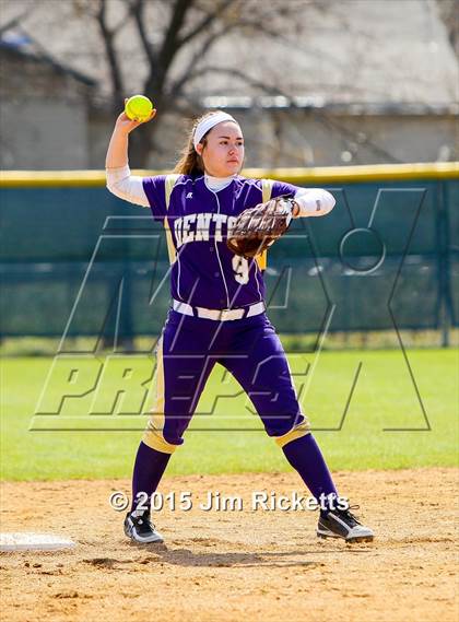 Thumbnail 2 in Bell [L. D.] vs Denton (Sade Lowery Tournament) photogallery.