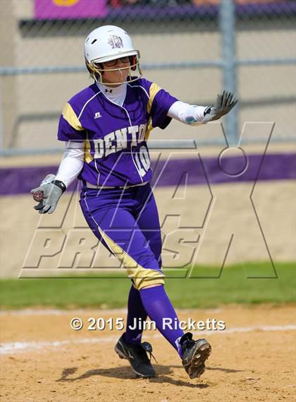 Thumbnail 2 in Bell [L. D.] vs Denton (Sade Lowery Tournament) photogallery.
