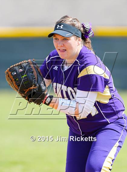 Thumbnail 2 in Bell [L. D.] vs Denton (Sade Lowery Tournament) photogallery.
