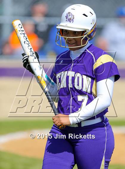 Thumbnail 3 in Bell [L. D.] vs Denton (Sade Lowery Tournament) photogallery.