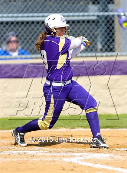 Thumbnail 2 in Bell [L. D.] vs Denton (Sade Lowery Tournament) photogallery.