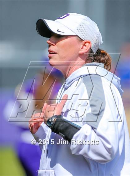 Thumbnail 3 in Bell [L. D.] vs Denton (Sade Lowery Tournament) photogallery.