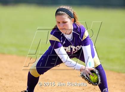 Thumbnail 3 in Bell [L. D.] vs Denton (Sade Lowery Tournament) photogallery.