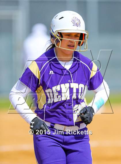 Thumbnail 1 in Bell [L. D.] vs Denton (Sade Lowery Tournament) photogallery.