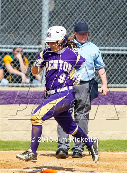 Thumbnail 1 in Bell [L. D.] vs Denton (Sade Lowery Tournament) photogallery.