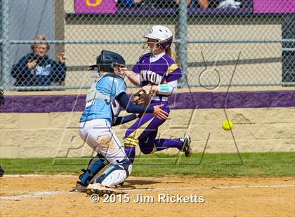 Thumbnail 3 in Bell [L. D.] vs Denton (Sade Lowery Tournament) photogallery.