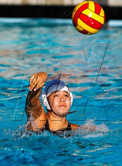 Thumbnail 1 in Menlo-Atherton @ Castilleja photogallery.