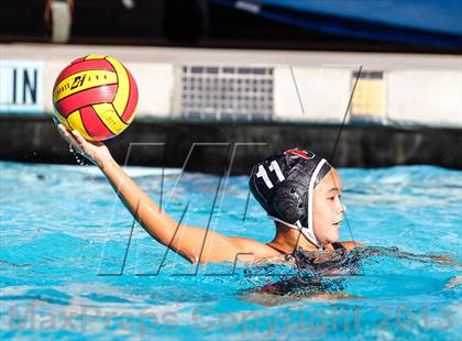 Thumbnail 2 in Menlo-Atherton @ Castilleja photogallery.