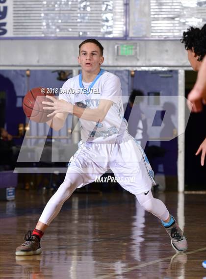 Thumbnail 1 in Pleasant Grove vs. Clovis North (St. Hope Elite Classic) photogallery.