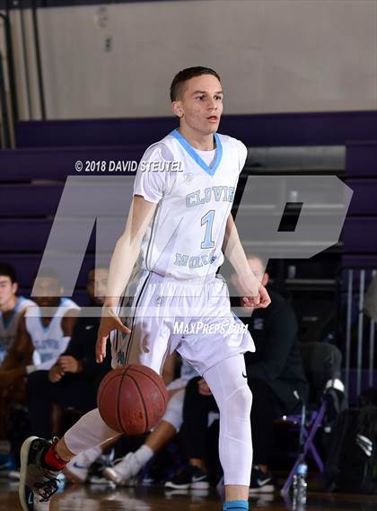 Thumbnail 3 in Pleasant Grove vs. Clovis North (St. Hope Elite Classic) photogallery.