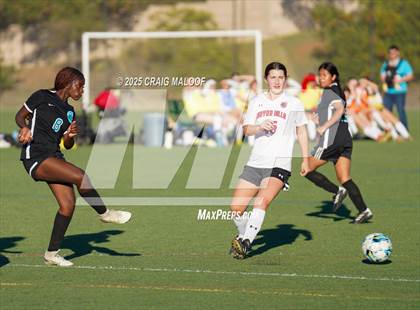 Thumbnail 3 in Canyon Hills @ Del Lago Academy photogallery.