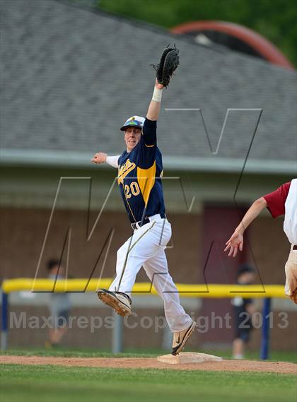 Thumbnail 2 in Sutherland vs. Greece Arcadia (NYSPHSAA Section V Class-A Final) photogallery.