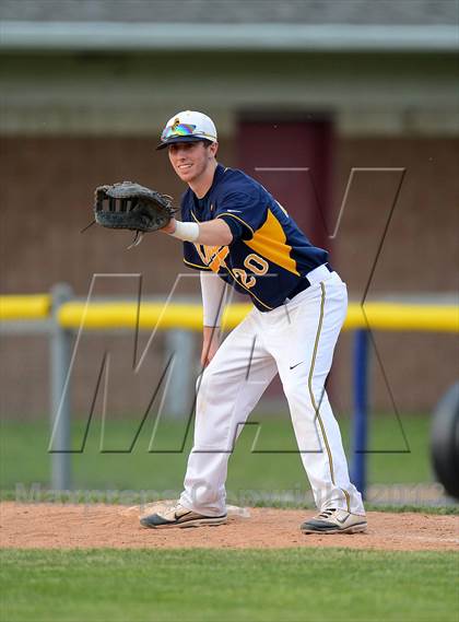 Thumbnail 2 in Sutherland vs. Greece Arcadia (NYSPHSAA Section V Class-A Final) photogallery.