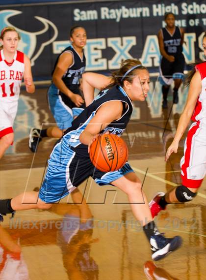 Thumbnail 2 in Ray vs. Sam Rayburn (McDonald's Texas Invitational) photogallery.