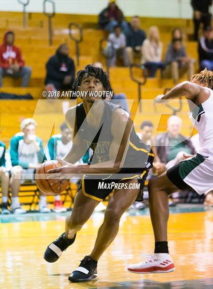 Thumbnail 2 in Greenfield vs Ben L. Smith (Hoops and Dreams Showcase) photogallery.