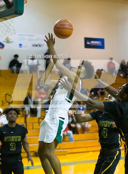 Thumbnail 3 in Greenfield vs Ben L. Smith (Hoops and Dreams Showcase) photogallery.