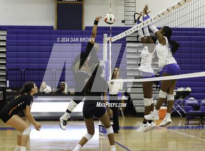 Thumbnail 1 in West Mesquite @ North Mesquite photogallery.