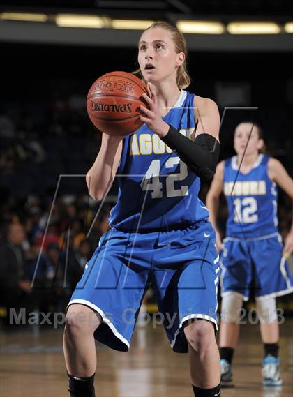 Thumbnail 2 in Agoura vs. Gahr (CIF-SS 3AAA Final) photogallery.