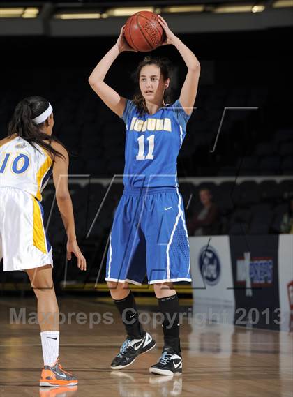 Thumbnail 1 in Agoura vs. Gahr (CIF-SS 3AAA Final) photogallery.