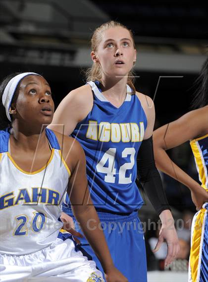 Thumbnail 3 in Agoura vs. Gahr (CIF-SS 3AAA Final) photogallery.