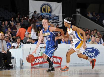 Thumbnail 1 in Agoura vs. Gahr (CIF-SS 3AAA Final) photogallery.