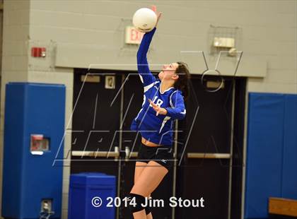 Thumbnail 1 in Glastonbury @ Fairfield Ludlowe (CIAC Class LL 2nd Round) photogallery.
