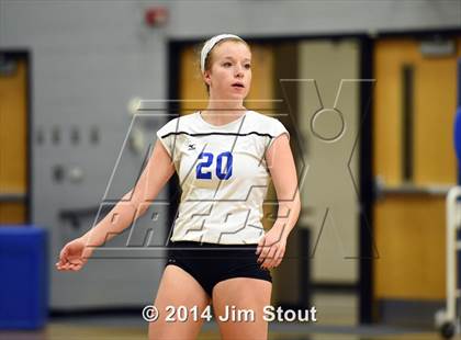 Thumbnail 3 in Glastonbury @ Fairfield Ludlowe (CIAC Class LL 2nd Round) photogallery.