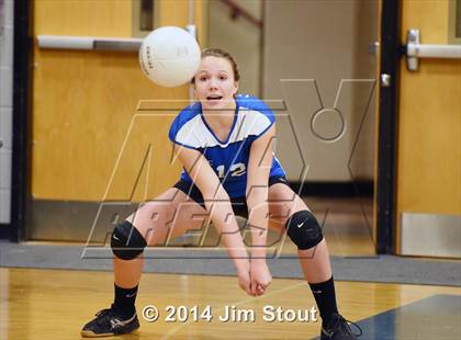 Thumbnail 2 in Glastonbury @ Fairfield Ludlowe (CIAC Class LL 2nd Round) photogallery.