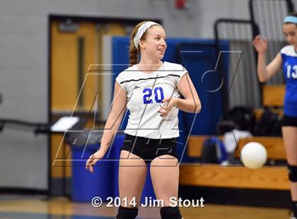 Thumbnail 3 in Glastonbury @ Fairfield Ludlowe (CIAC Class LL 2nd Round) photogallery.