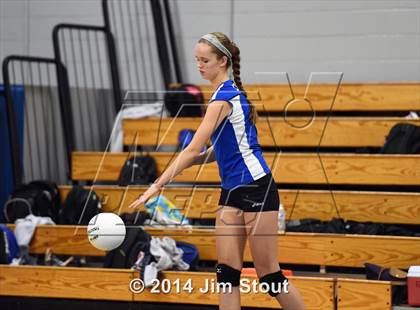 Thumbnail 3 in Glastonbury @ Fairfield Ludlowe (CIAC Class LL 2nd Round) photogallery.