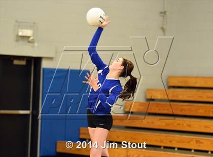 Thumbnail 2 in Glastonbury @ Fairfield Ludlowe (CIAC Class LL 2nd Round) photogallery.