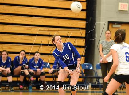 Thumbnail 2 in Glastonbury @ Fairfield Ludlowe (CIAC Class LL 2nd Round) photogallery.